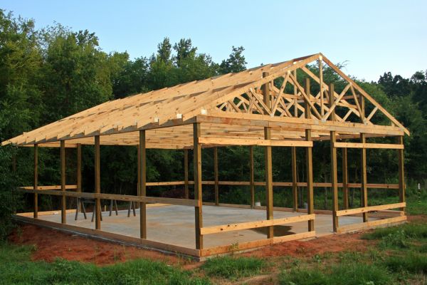 Barn Pad Installation in Temple
