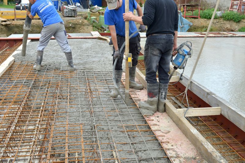 Reinforced concrete pouring